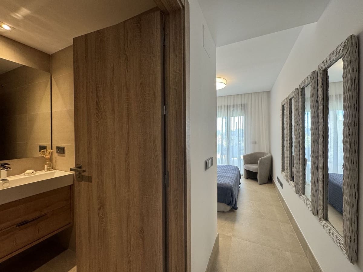 2 sovrum Lägenhet till salu i Bahia de Casares med pool garage - 395 000 € (Ref: 9329659)