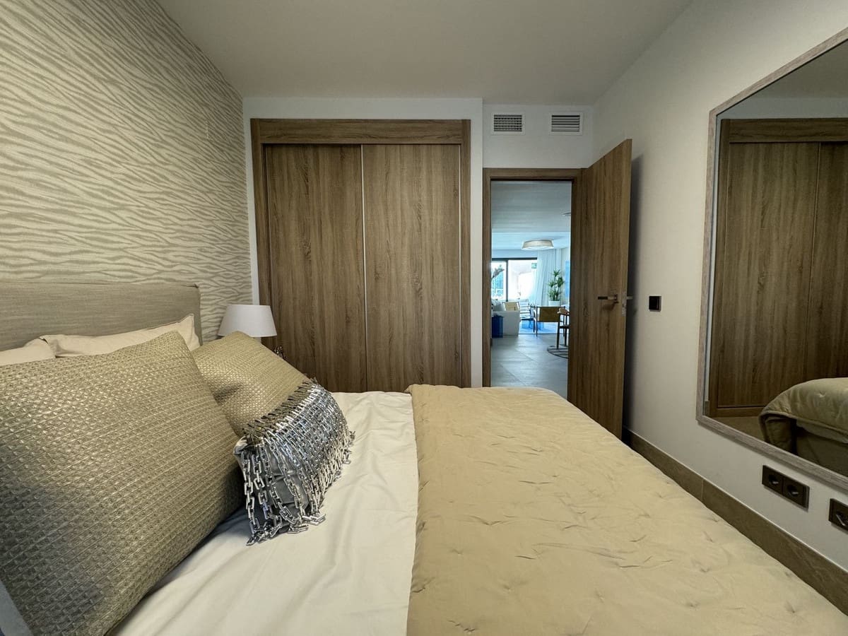 2 sovrum Lägenhet till salu i Bahia de Casares med pool garage - 395 000 € (Ref: 9329659)