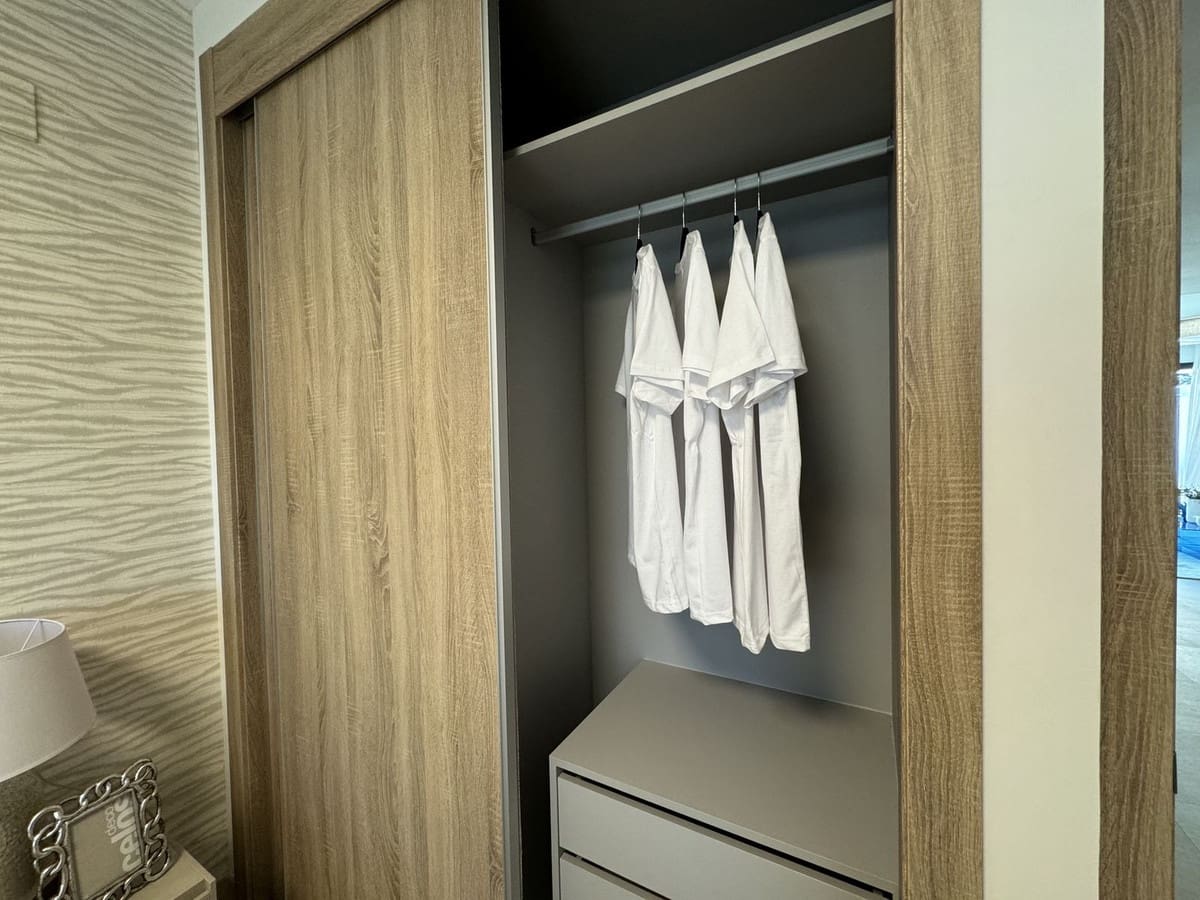 2 sovrum Lägenhet till salu i Bahia de Casares med pool garage - 395 000 € (Ref: 9329659)