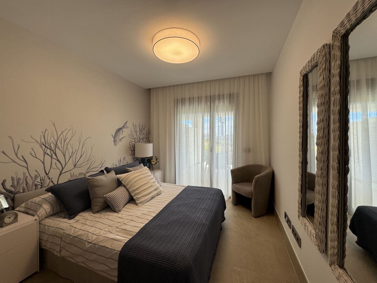 2 sovrum Lägenhet till salu i Bahia de Casares med pool garage - 395 000 € (Ref: 9329659)