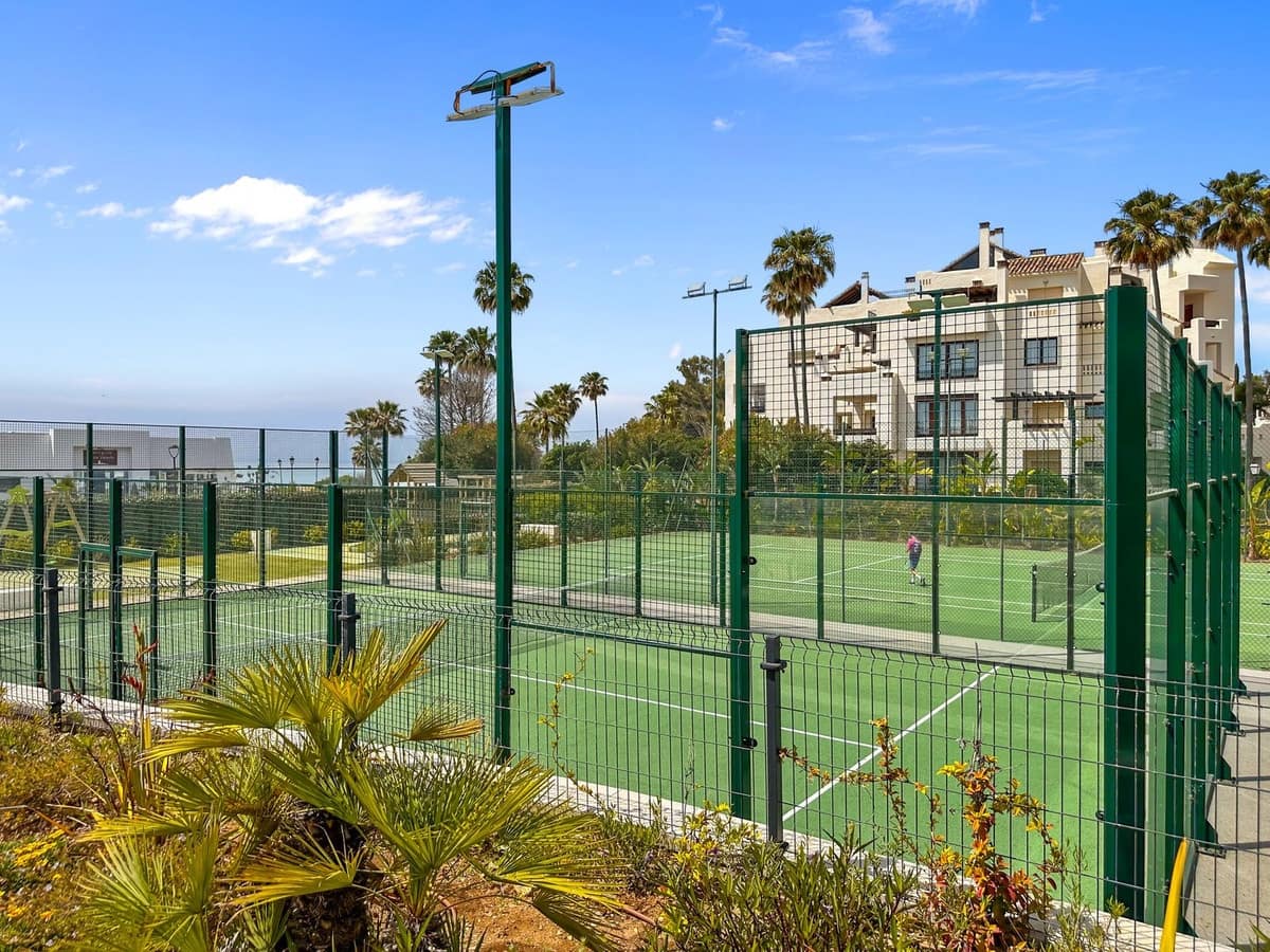 5 sypialnia Willa na sprzedaż w Estepona z basenem garażem - 4 500 000 € (Ref: 9329661)