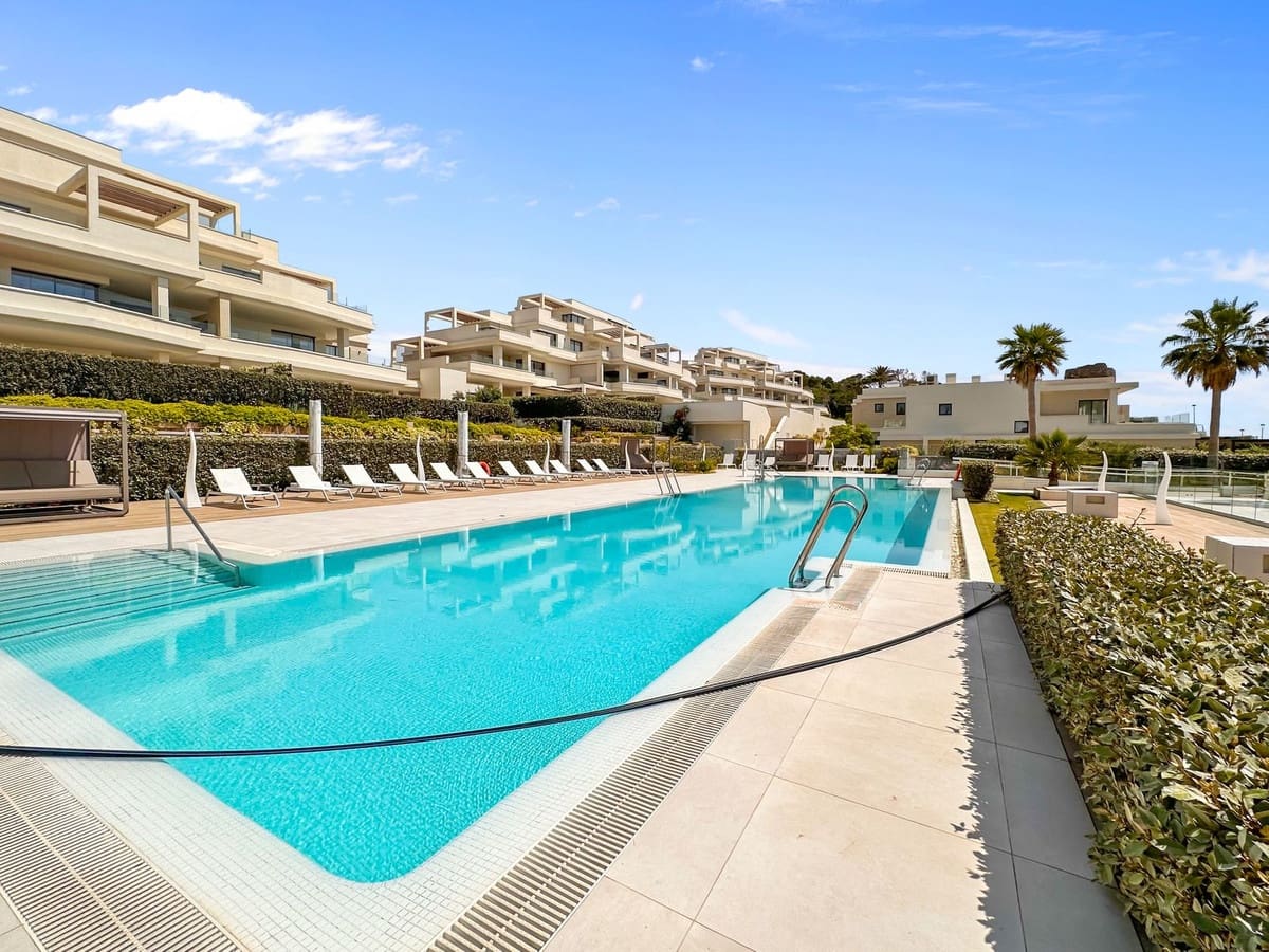 5 sypialnia Willa na sprzedaż w Estepona z basenem garażem - 4 500 000 € (Ref: 9329661)