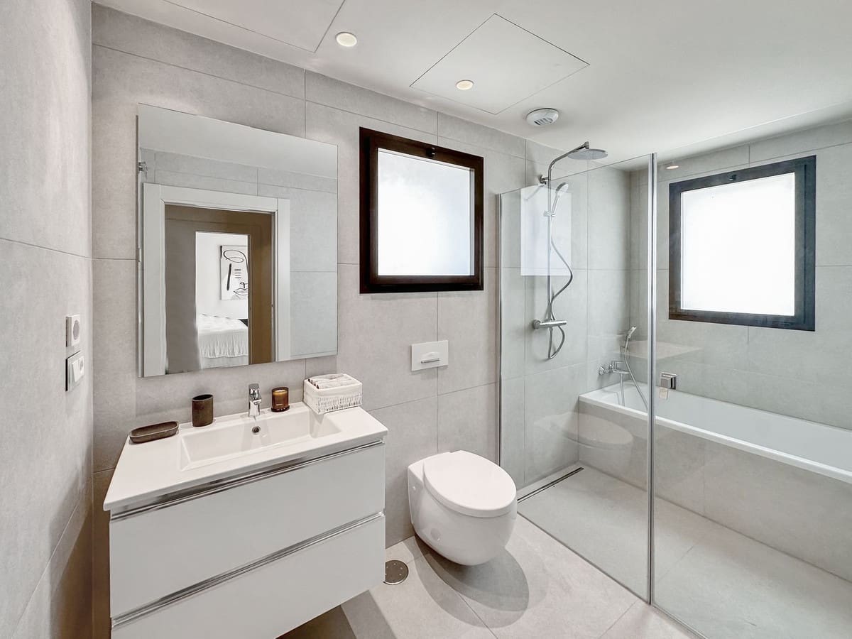 5 sypialnia Willa na sprzedaż w Estepona z basenem garażem - 4 500 000 € (Ref: 9329661)