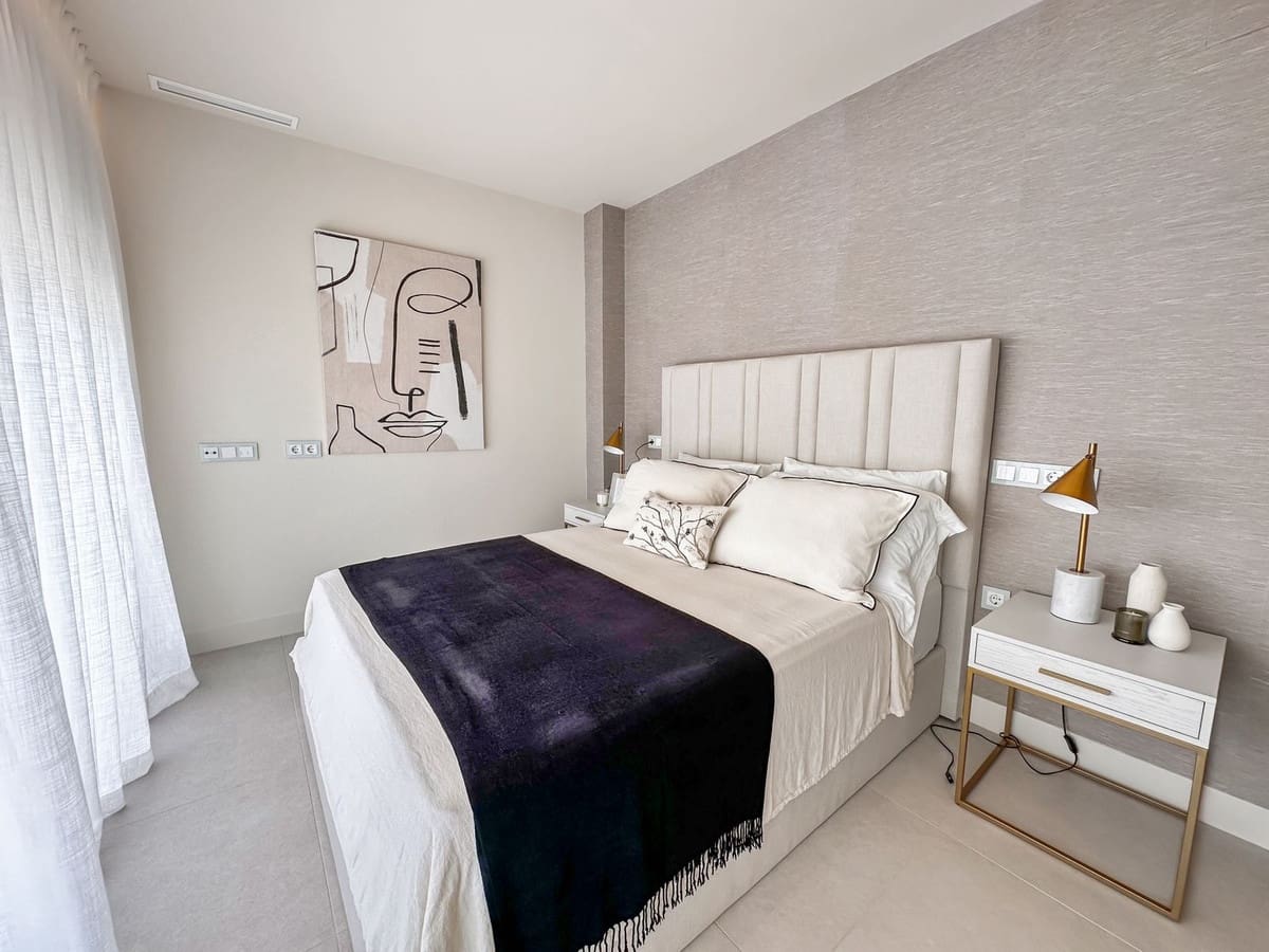 5 sypialnia Willa na sprzedaż w Estepona z basenem garażem - 4 500 000 € (Ref: 9329661)