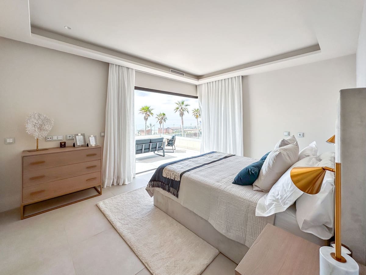 5 sypialnia Willa na sprzedaż w Estepona z basenem garażem - 4 500 000 € (Ref: 9329661)