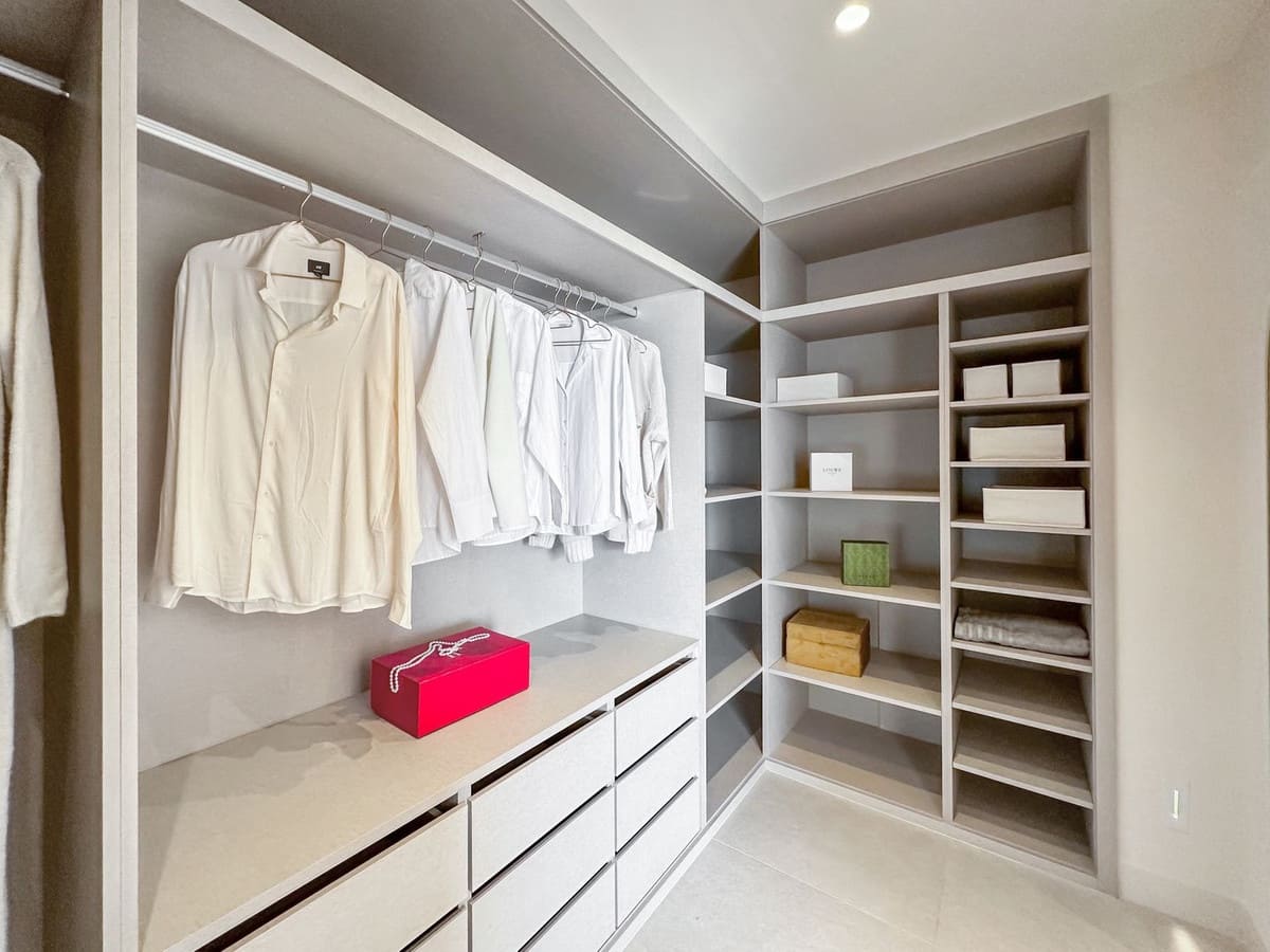 5 sypialnia Willa na sprzedaż w Estepona z basenem garażem - 4 500 000 € (Ref: 9329661)