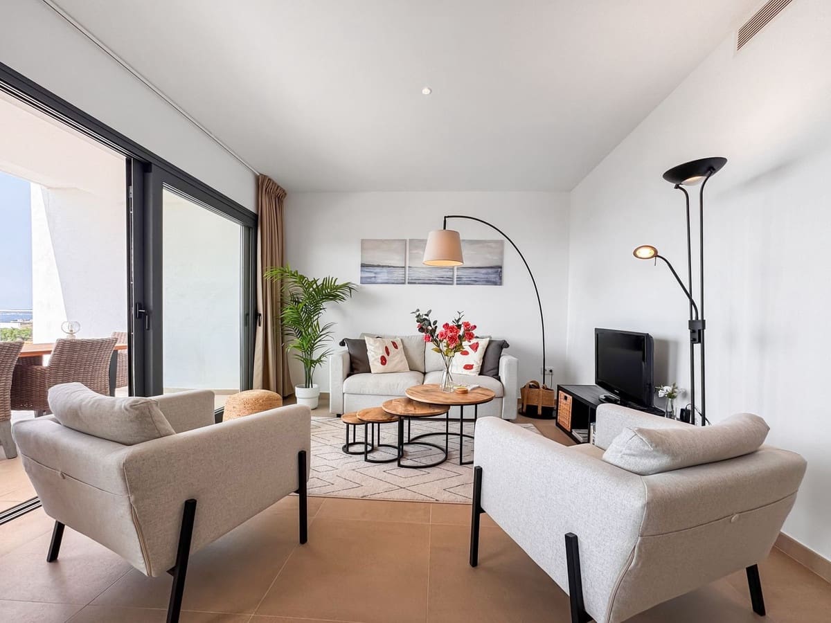 2 soveværelse Lejlighed til salg i Sotogrande med swimmingpool garage - € 399.000 (Ref: 9329665)