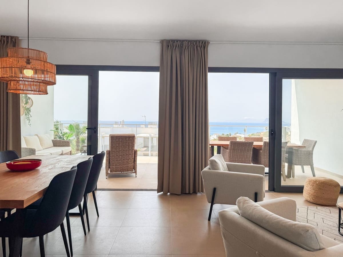 2 soveværelse Lejlighed til salg i Sotogrande med swimmingpool garage - € 399.000 (Ref: 9329665)