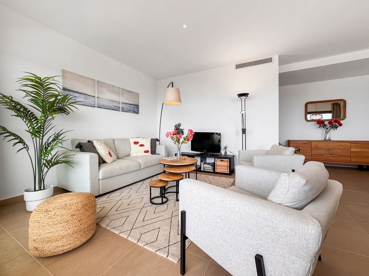 2 soveværelse Lejlighed til salg i Sotogrande med swimmingpool garage - € 399.000 (Ref: 9329665)