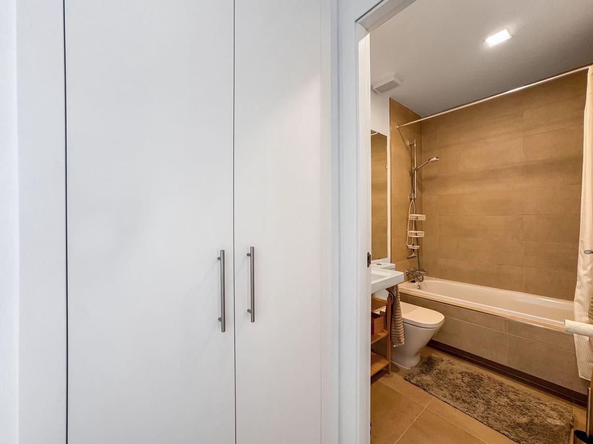 2 soveværelse Lejlighed til salg i Sotogrande med swimmingpool garage - € 399.000 (Ref: 9329665)