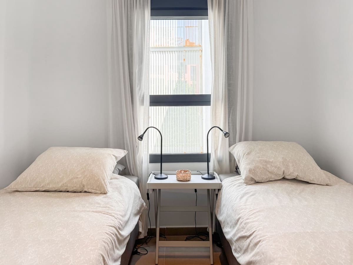 2 soveværelse Lejlighed til salg i Sotogrande med swimmingpool garage - € 399.000 (Ref: 9329665)