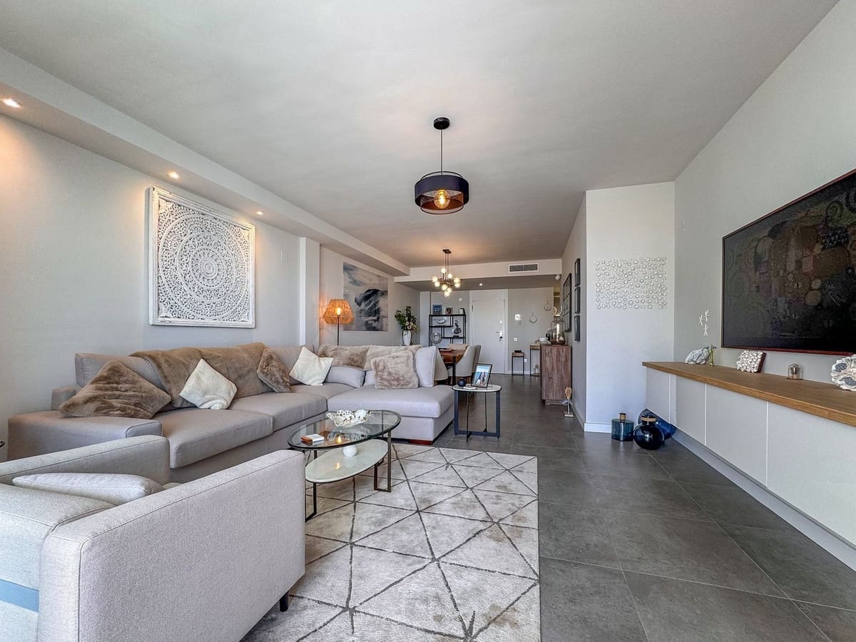 2 sypialnia Apartament na sprzedaż w Manilva z basenem garażem - 370 000 € (Ref: 9329673)