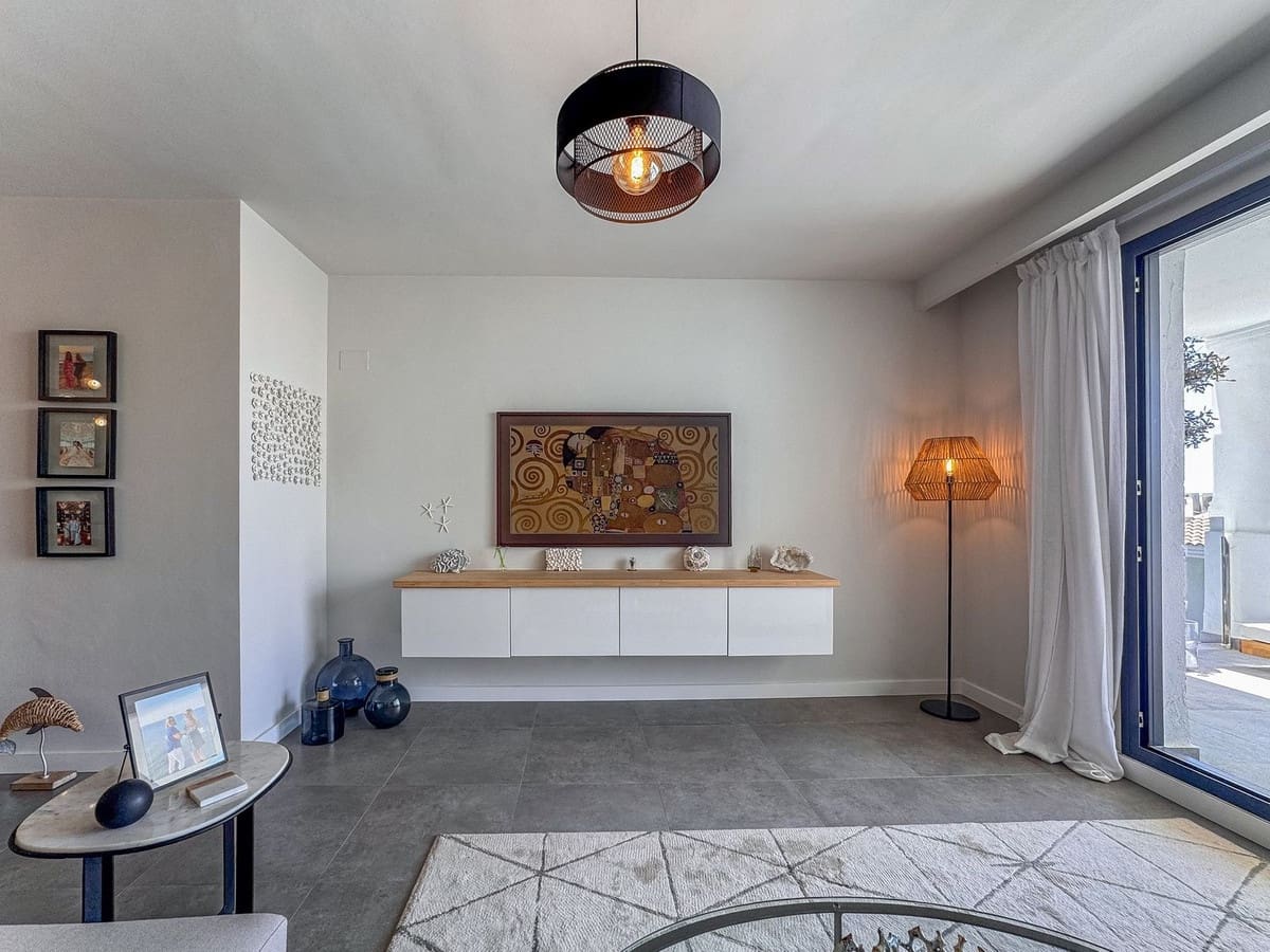 2 sypialnia Apartament na sprzedaż w Manilva z basenem garażem - 370 000 € (Ref: 9329673)