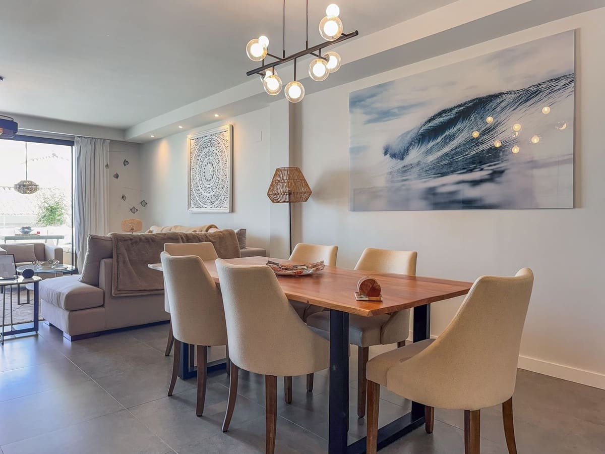 2 sypialnia Apartament na sprzedaż w Manilva z basenem garażem - 370 000 € (Ref: 9329673)