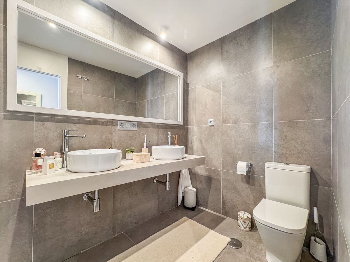 2 sypialnia Apartament na sprzedaż w Manilva z basenem garażem - 370 000 € (Ref: 9329673)