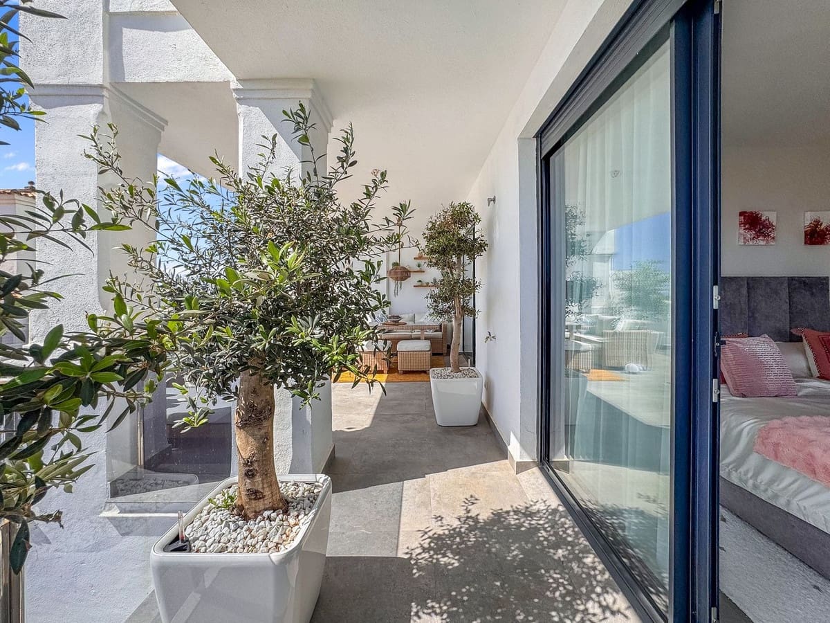 2 sypialnia Apartament na sprzedaż w Manilva z basenem garażem - 370 000 € (Ref: 9329673)