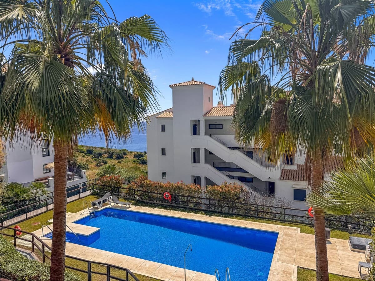 2 sypialnia Apartament na sprzedaż w Manilva z basenem garażem - 370 000 € (Ref: 9329673)