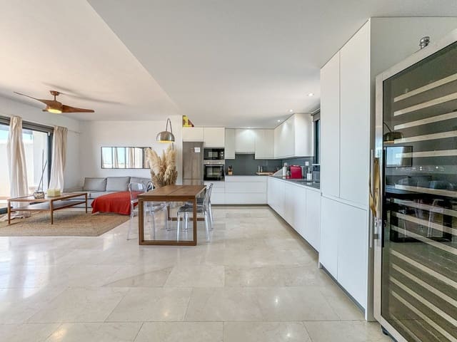 3 soverom Leilighet til salgs i Bahia de Casares, Casares med svømmebasseng garasje - € 550 000 (Ref: 9329674)