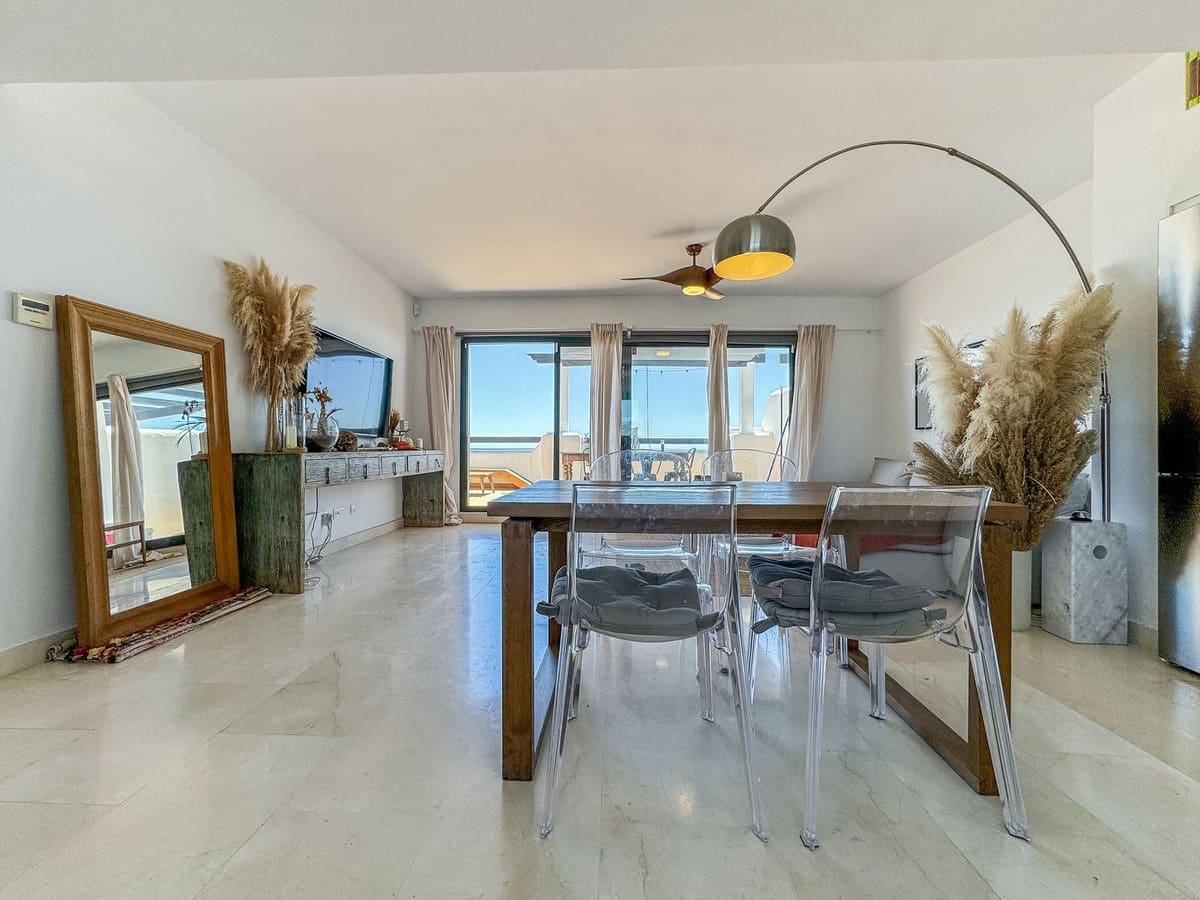 3 makuuhuone Huoneisto myytävänä paikassa Bahia de Casares mukana uima-altaan 
autotalli - 550 000 € (Ref: 9329674)