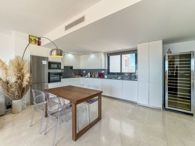 3 soverom Leilighet til salgs i Bahia de Casares, Casares med svømmebasseng garasje - € 550 000 (Ref: 9329674)