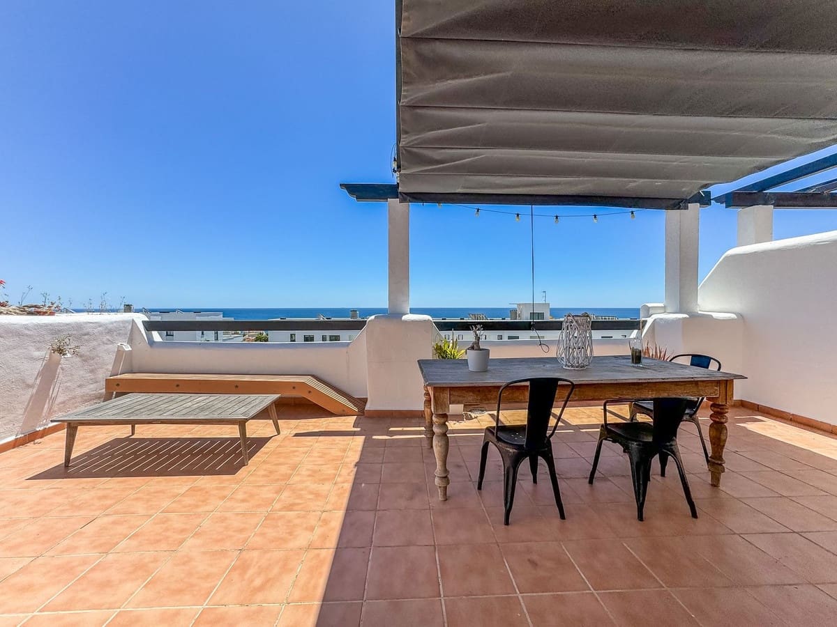 3 makuuhuone Huoneisto myytävänä paikassa Bahia de Casares mukana uima-altaan 
autotalli - 550 000 € (Ref: 9329674)