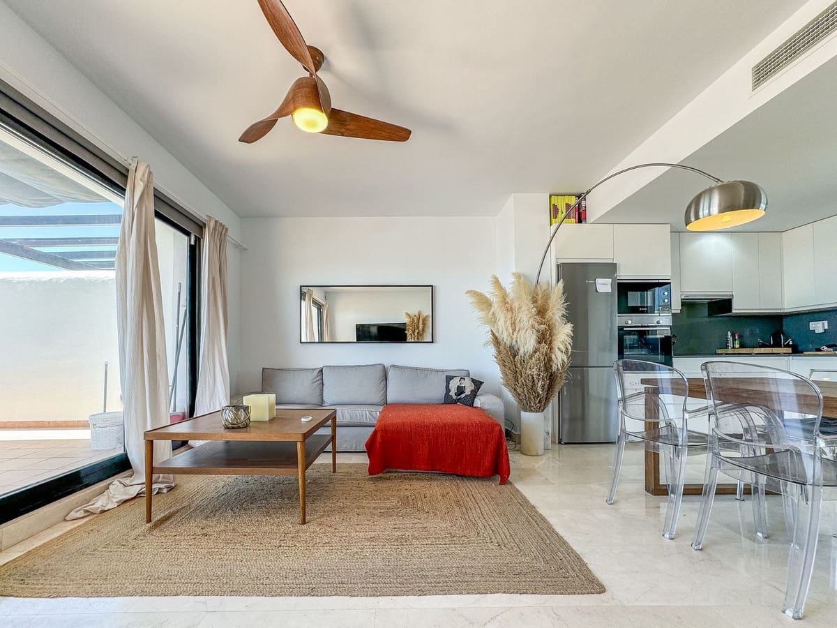 3 makuuhuone Huoneisto myytävänä paikassa Bahia de Casares mukana uima-altaan 
autotalli - 550 000 € (Ref: 9329674)