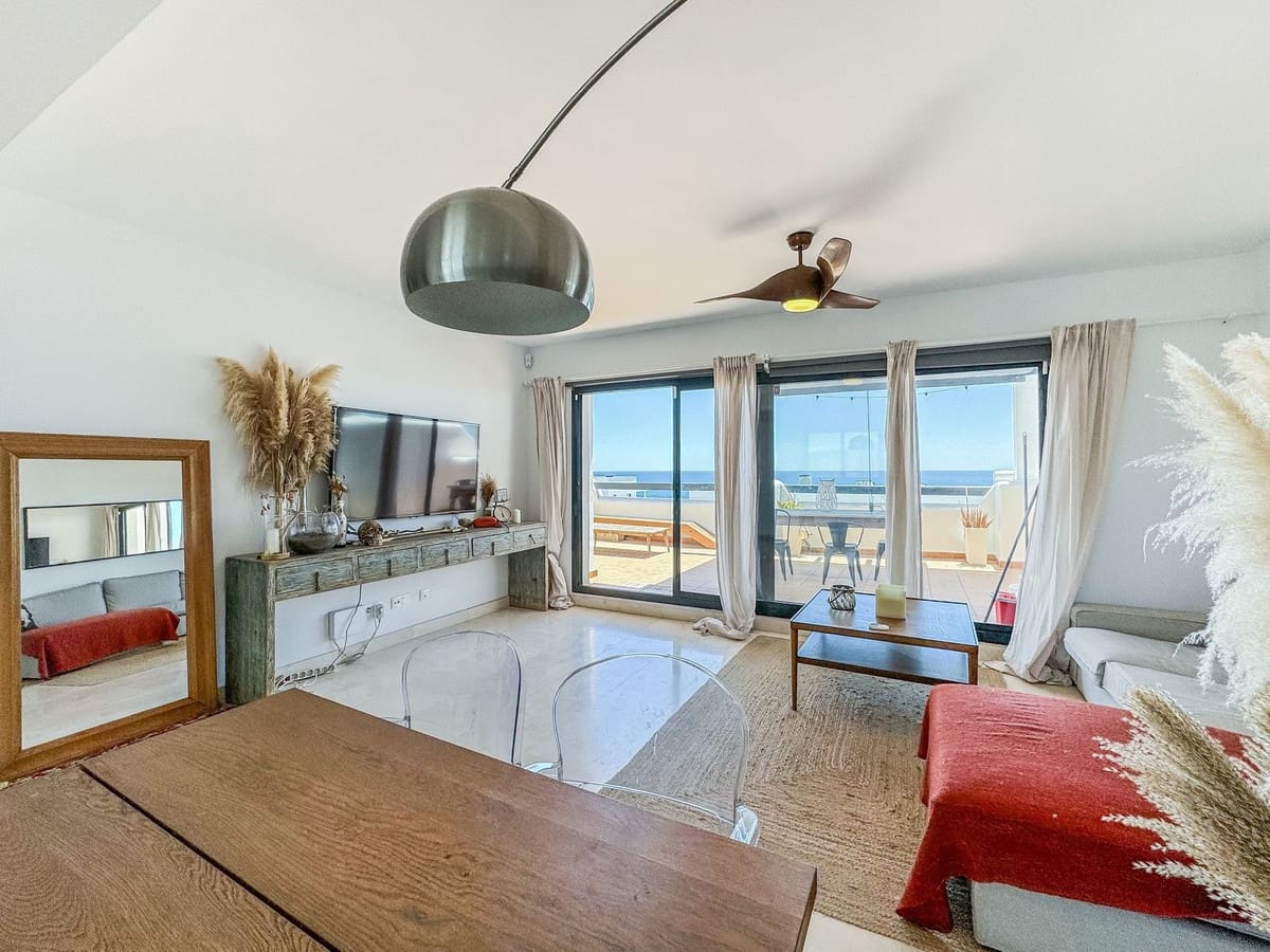 3 makuuhuone Huoneisto myytävänä paikassa Bahia de Casares mukana uima-altaan 
autotalli - 550 000 € (Ref: 9329674)