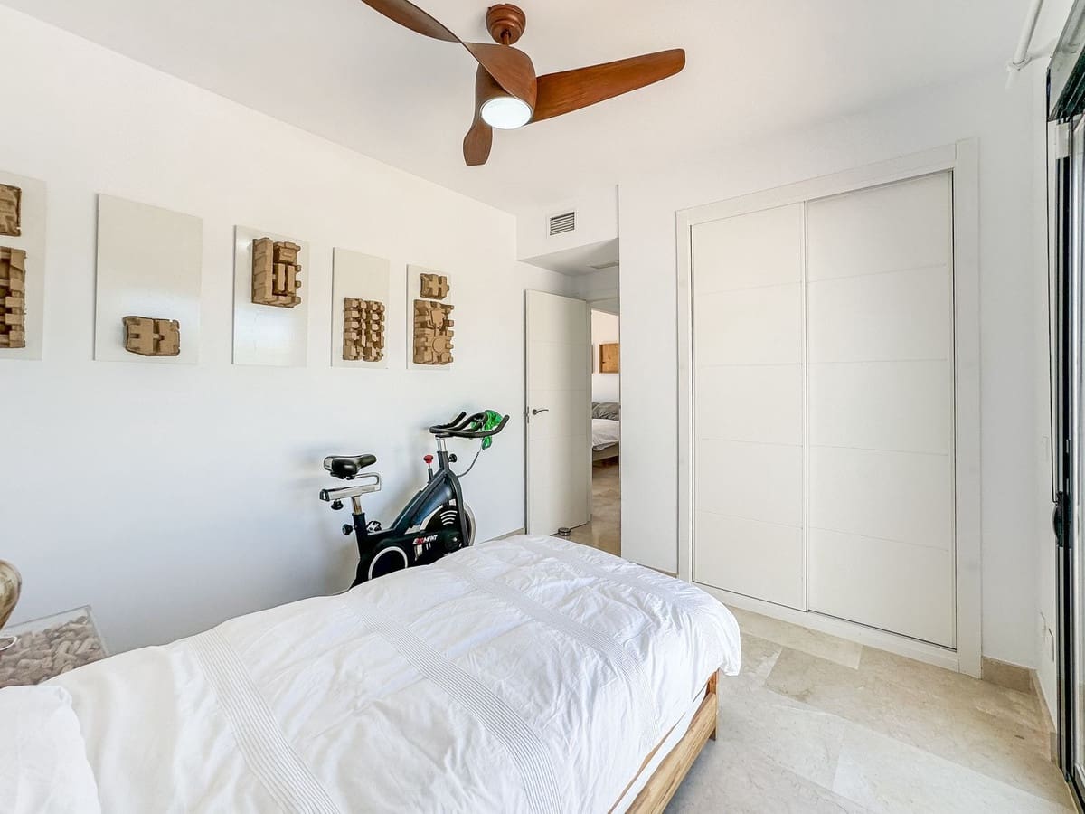 3 makuuhuone Huoneisto myytävänä paikassa Bahia de Casares mukana uima-altaan 
autotalli - 550 000 € (Ref: 9329674)