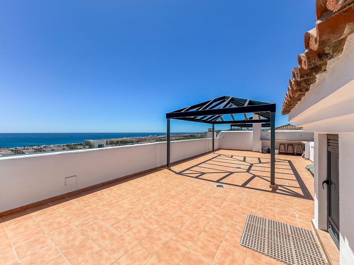 3 makuuhuone Huoneisto myytävänä paikassa Bahia de Casares mukana uima-altaan 
autotalli - 550 000 € (Ref: 9329674)