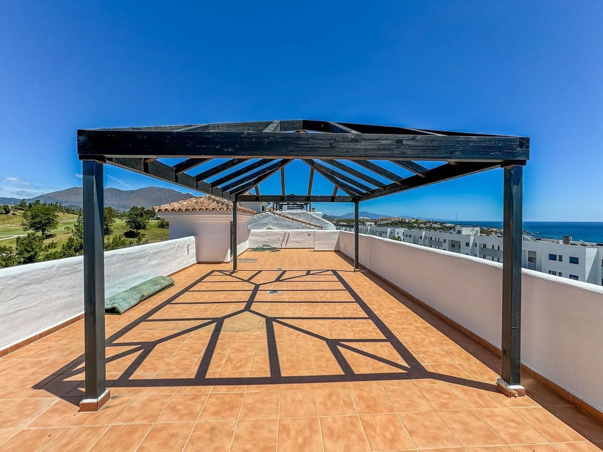 3 makuuhuone Huoneisto myytävänä paikassa Bahia de Casares mukana uima-altaan 
autotalli - 550 000 € (Ref: 9329674)