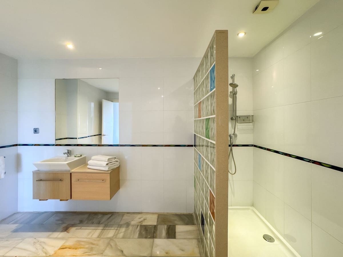 1 soverom Leilighet til salgs i Estepona med svømmebasseng - € 201 500 (Ref: 9329677)