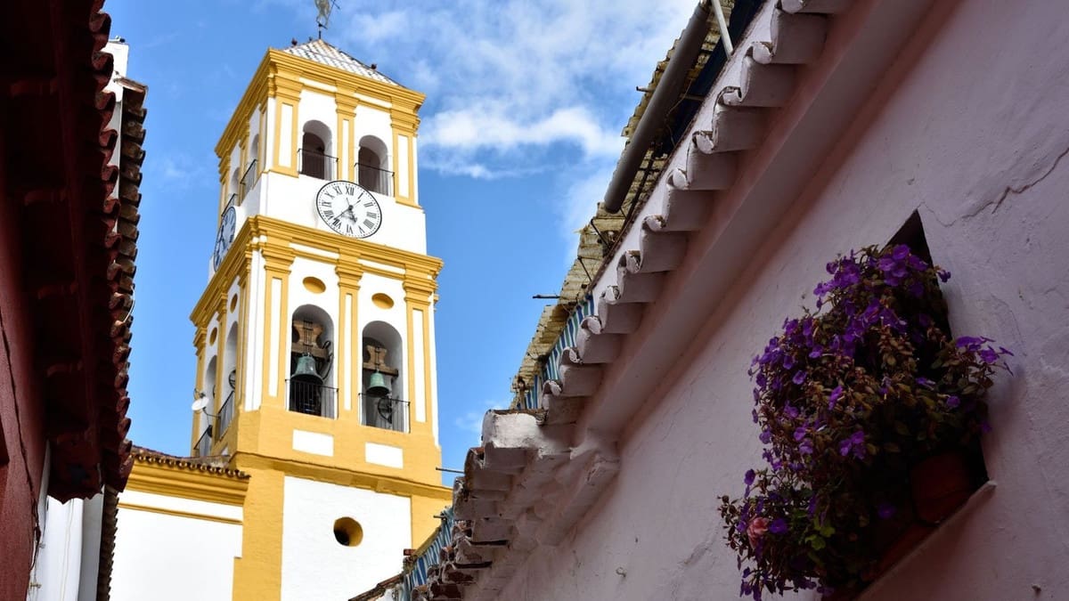 4 makuuhuone Kattohuoneisto myytävänä paikassa Estepona mukana uima-altaan - 474 500 € (Ref: 9339079)