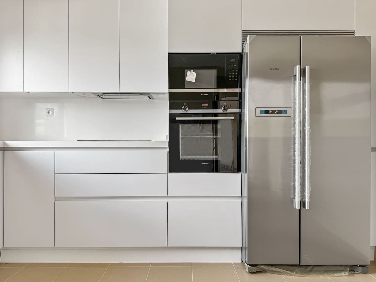 3 soverom Villa til salgs i Estepona med svømmebasseng garasje - € 850 000 (Ref: 9339091)