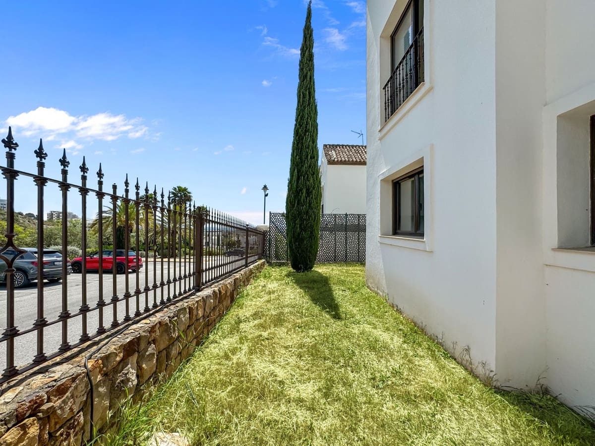 3 soverom Villa til salgs i Estepona med svømmebasseng garasje - € 850 000 (Ref: 9339091)