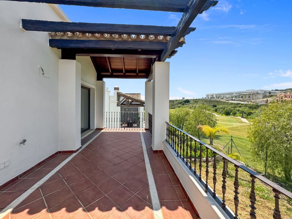3 soverom Villa til salgs i Estepona med svømmebasseng garasje - € 850 000 (Ref: 9339091)