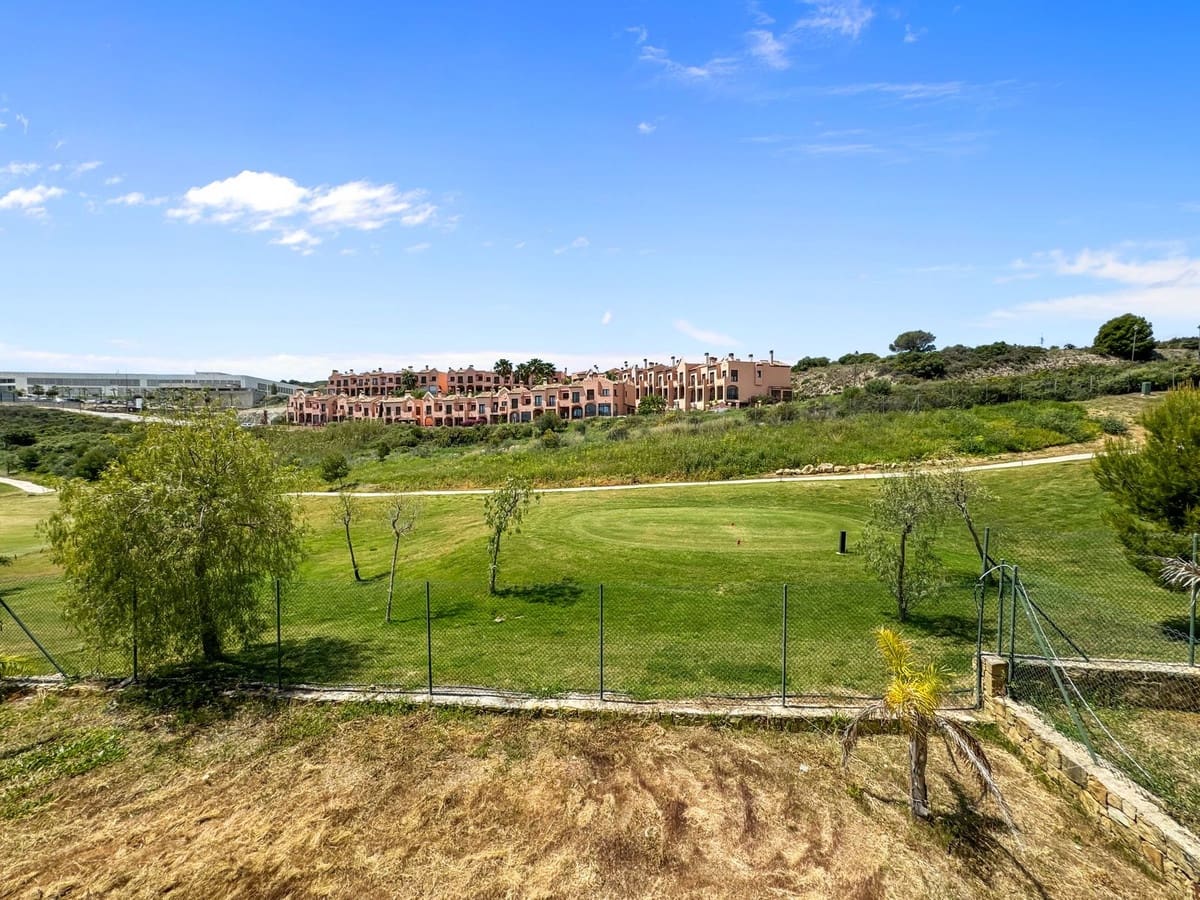 3 soverom Villa til salgs i Estepona med svømmebasseng garasje - € 850 000 (Ref: 9339091)