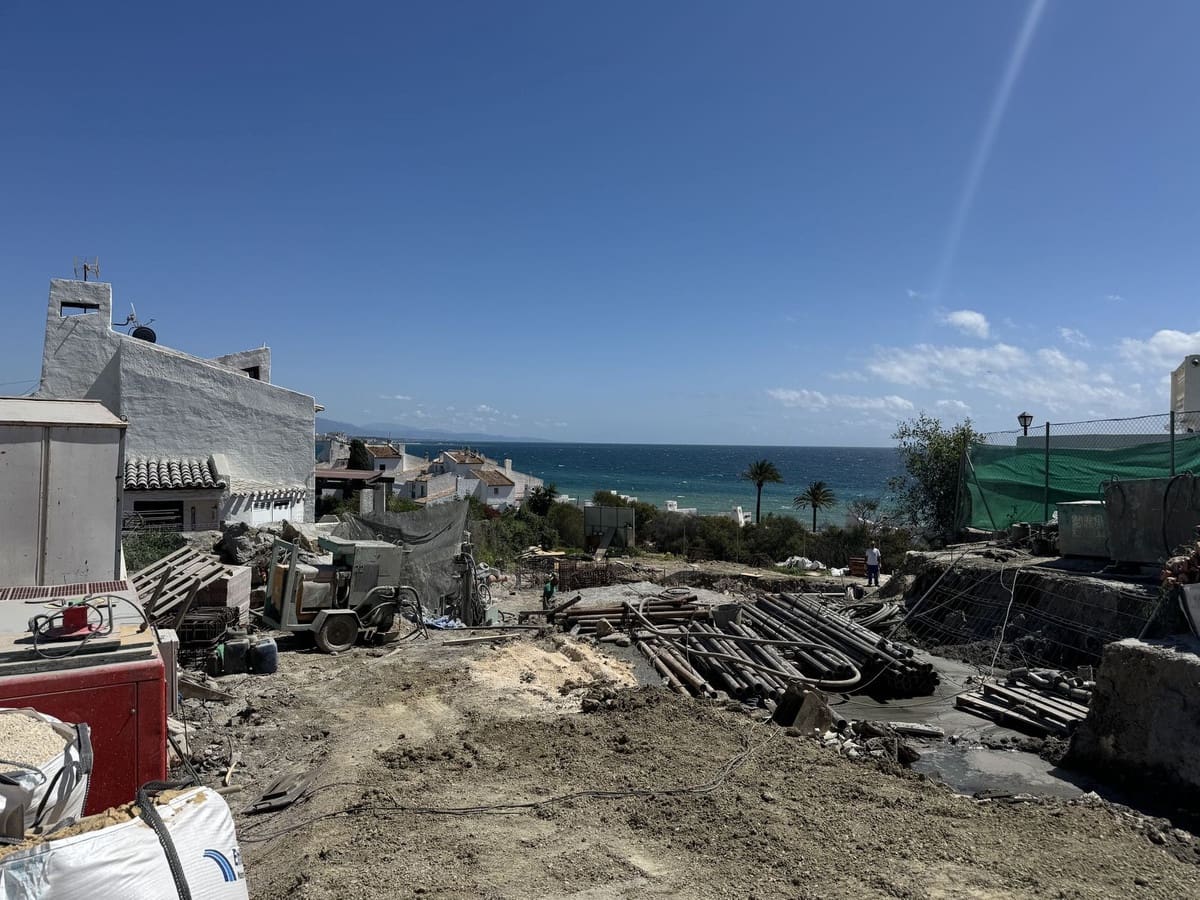 2 bedroom Townhouse for sale in Bahia Dorada with garage - € 655,000 (Ref: 9339092)