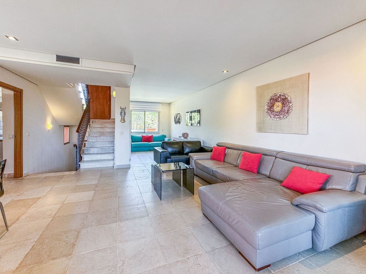 4 sovrum Hus till salu i Manilva med pool garage - 479 000 € (Ref: 9339093)