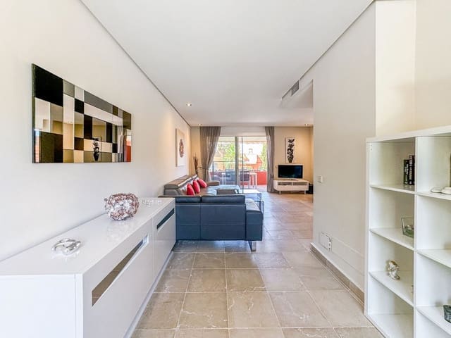 4 soveværelse Byhus til salg i Manilva med swimmingpool garage - € 479.000 (Ref: 9339093)