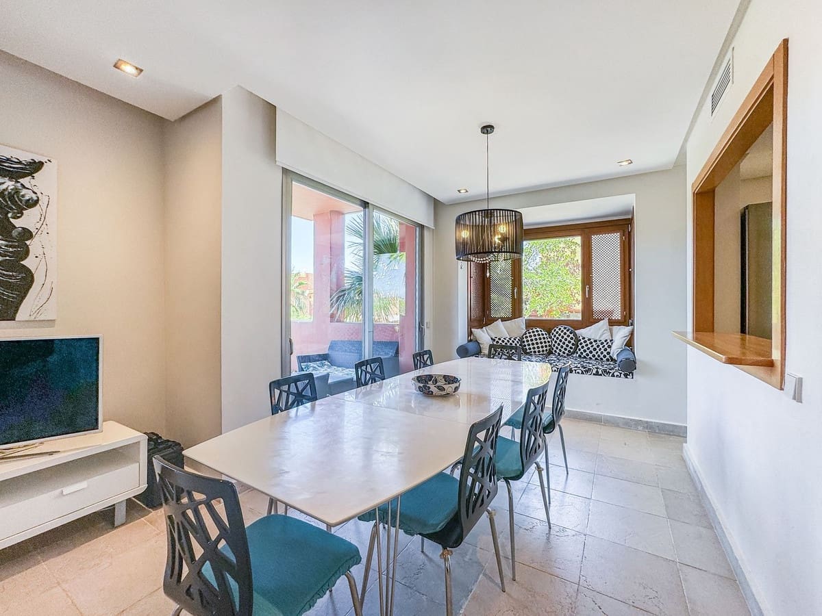 4 sovrum Hus till salu i Manilva med pool garage - 479 000 € (Ref: 9339093)