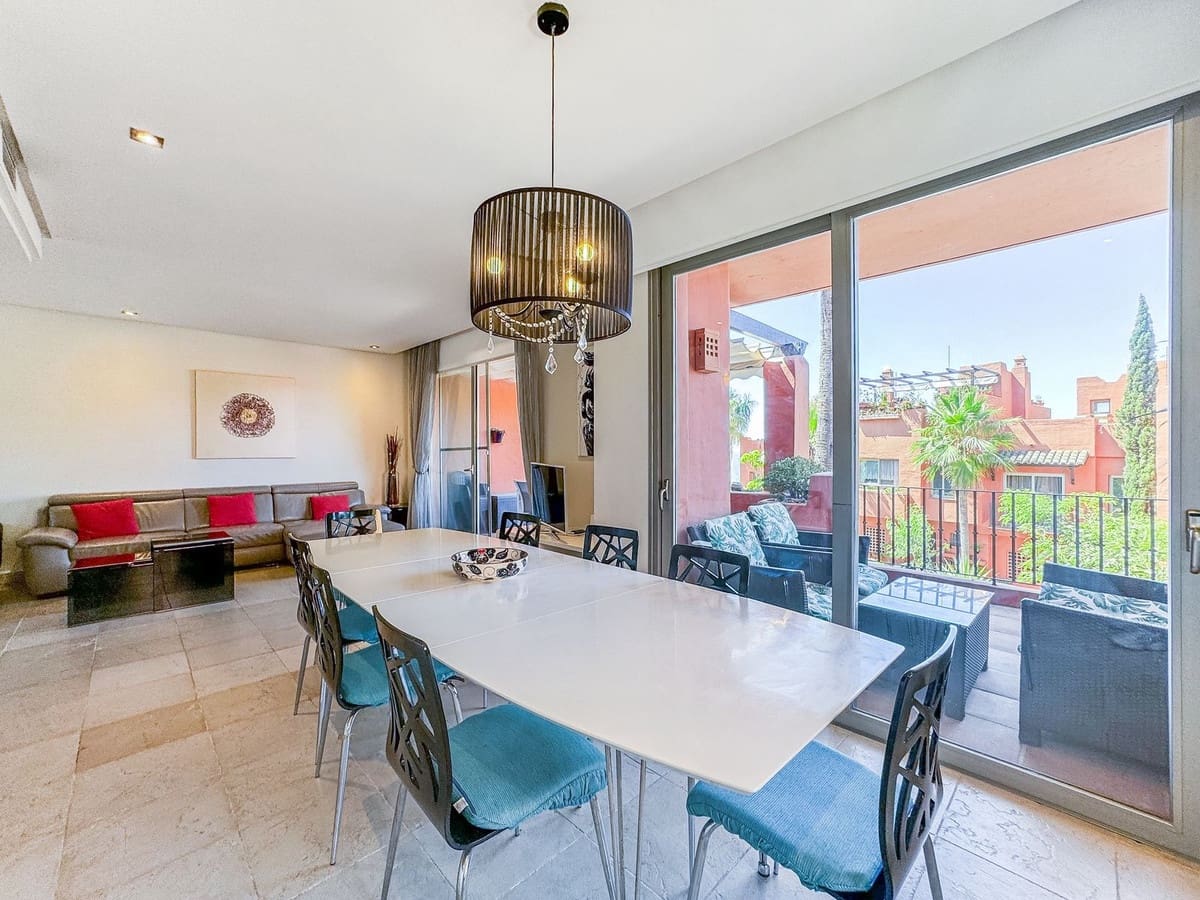 4 sovrum Hus till salu i Manilva med pool garage - 479 000 € (Ref: 9339093)