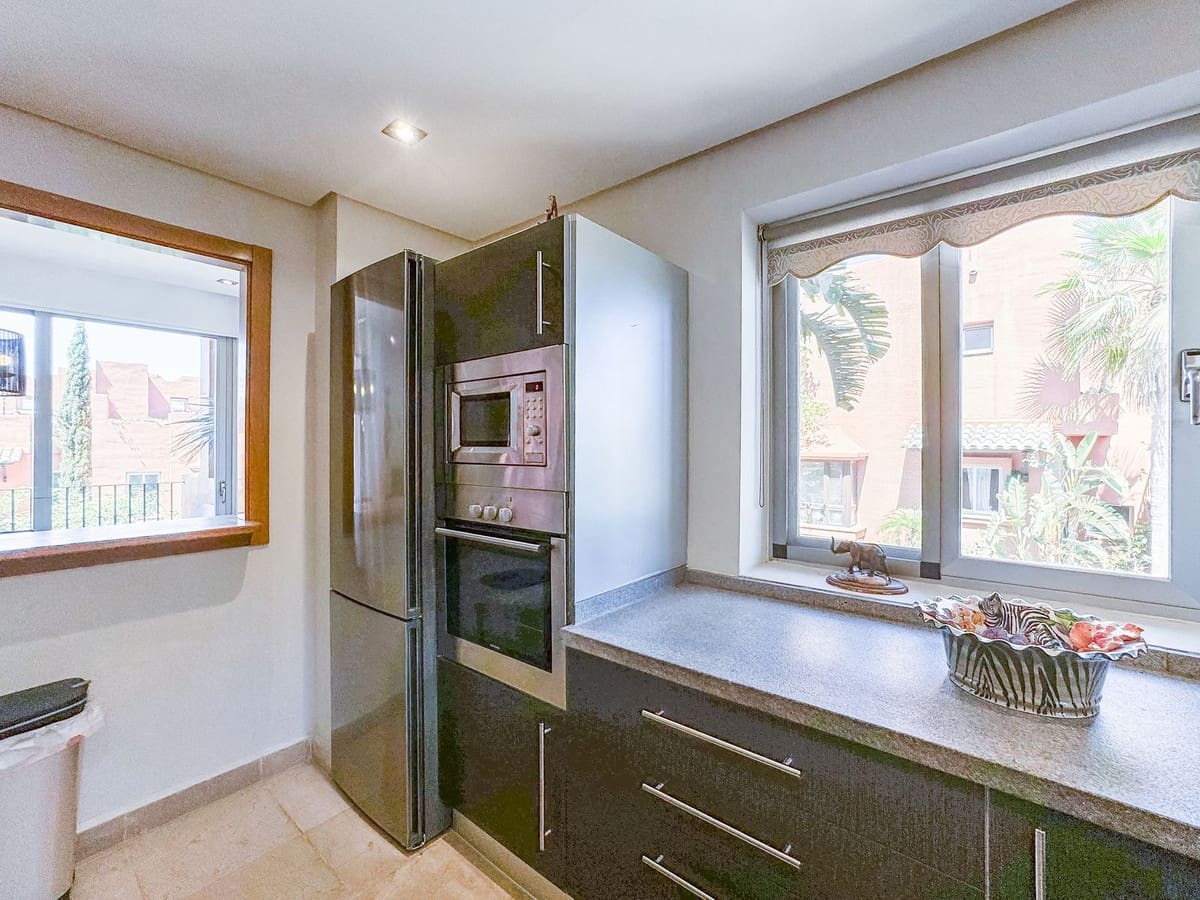 4 sovrum Hus till salu i Manilva med pool garage - 479 000 € (Ref: 9339093)