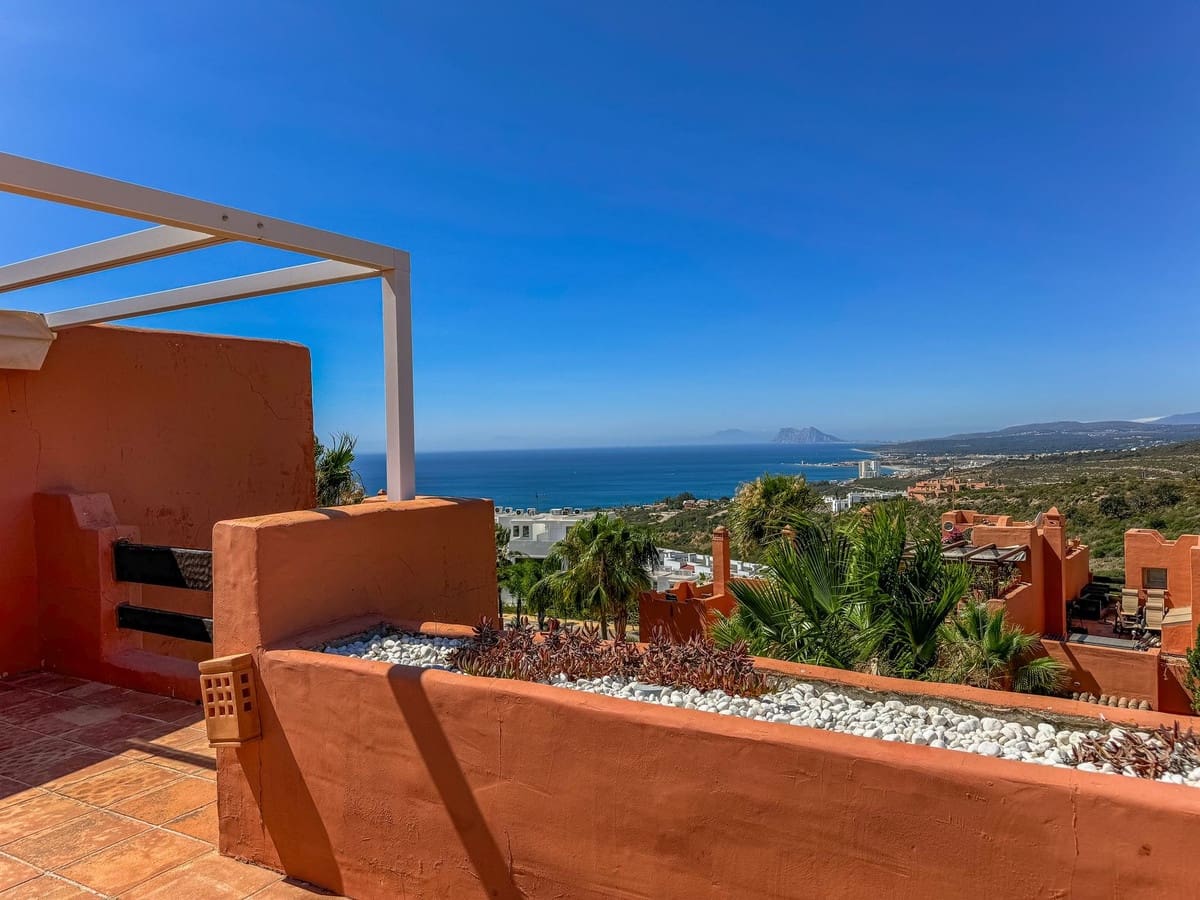 4 sovrum Hus till salu i Manilva med pool garage - 479 000 € (Ref: 9339093)