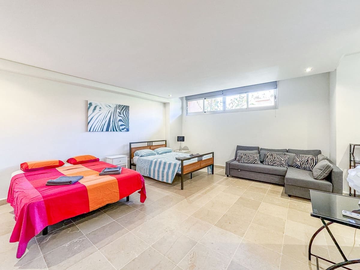 4 sovrum Hus till salu i Manilva med pool garage - 479 000 € (Ref: 9339093)