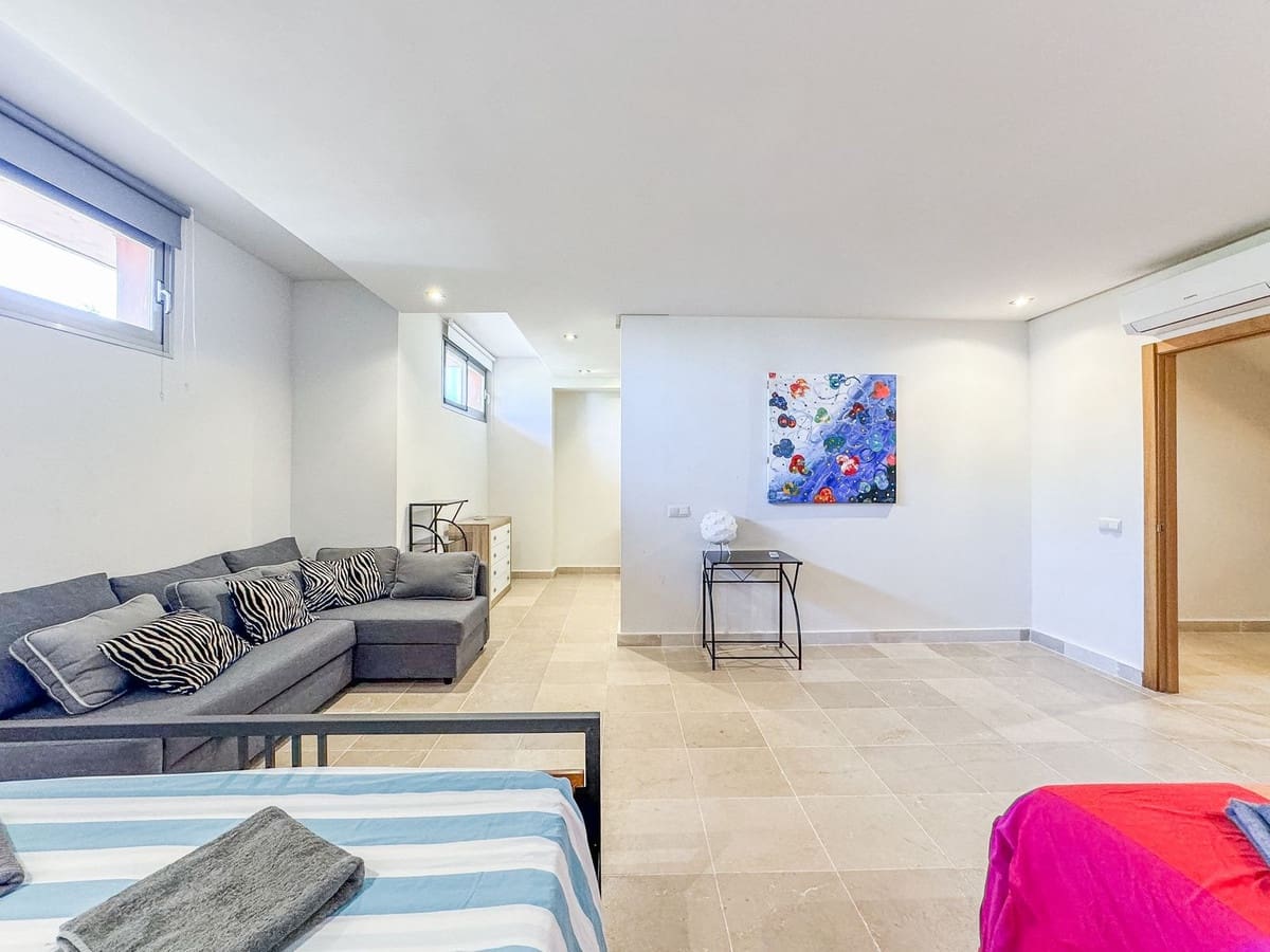 4 sovrum Hus till salu i Manilva med pool garage - 479 000 € (Ref: 9339093)