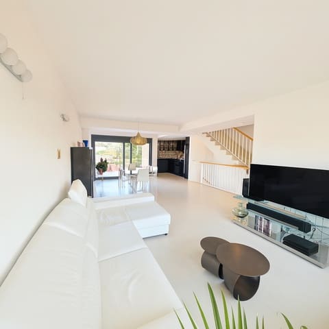 Adosado de 3 habitaciones en Puig en venta con piscina garaje - 520.000 € (Ref: 9335723)