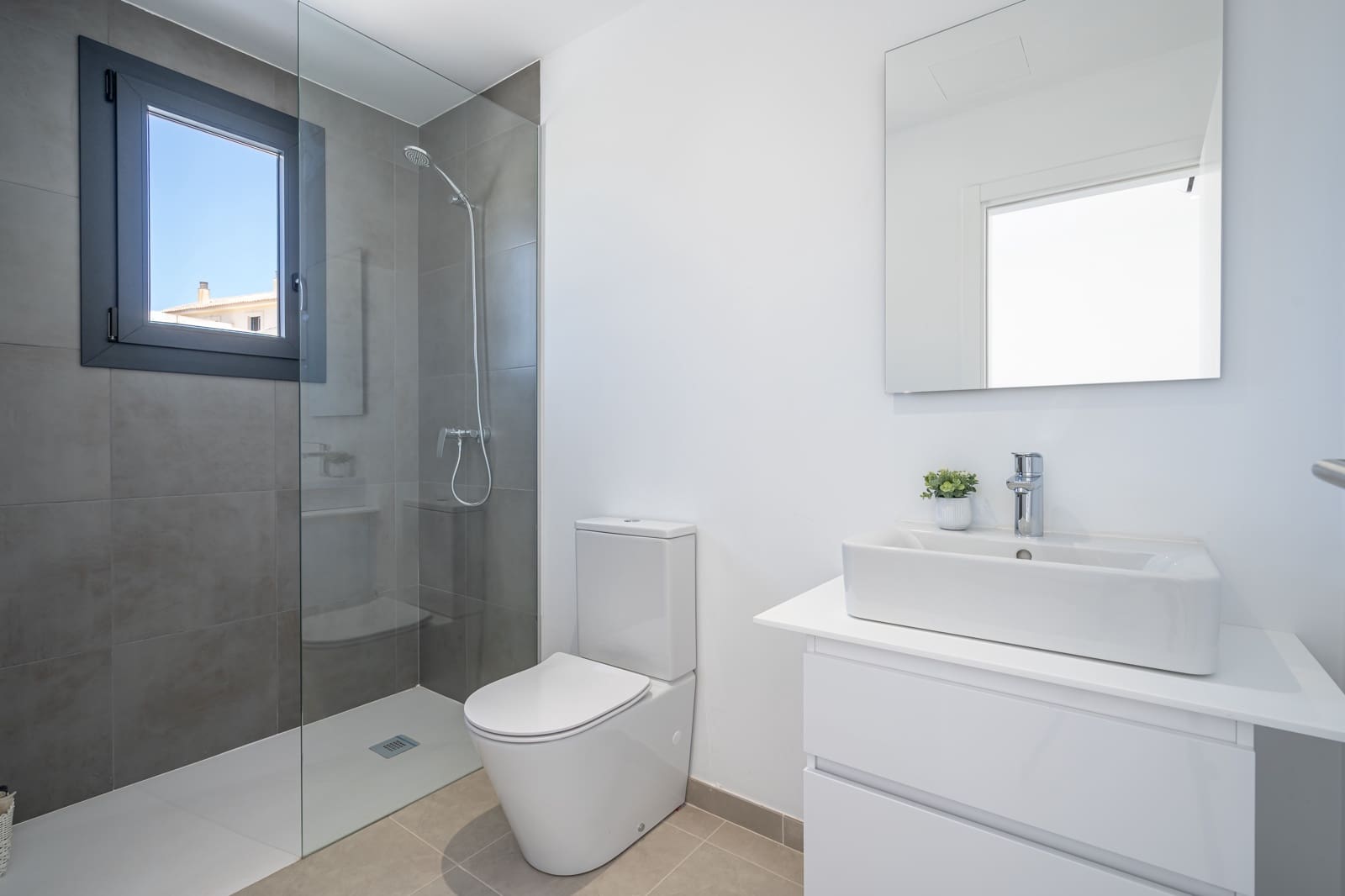 2 bedroom Villa for sale in Manacor with pool garage - € 435,000 (Ref: 10100834)