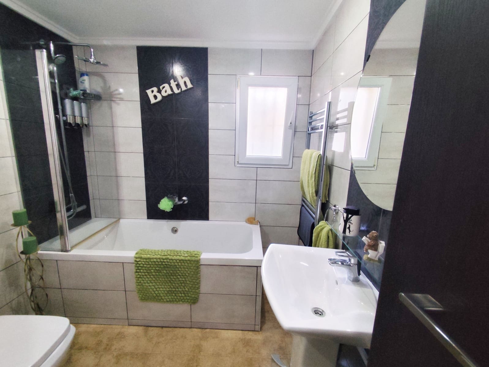 4 bedroom Villa for sale in Orihuela Costa with pool garage - € 359,950 (Ref: 9332884)