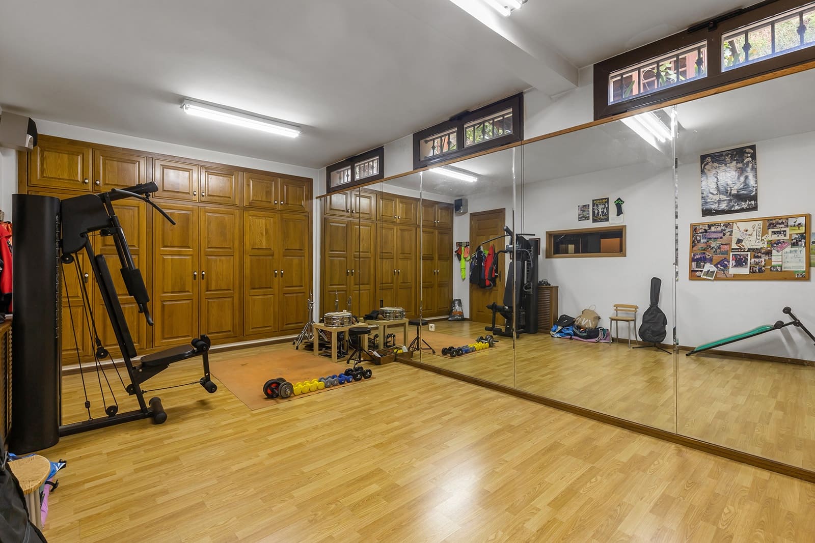 Chalet de 7 habitaciones en Torrevieja en venta con piscina garaje - 2.490.000 € (Ref: 9343317)