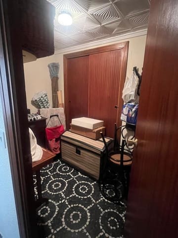 4 bedroom Apartment for sale in Sax - € 120,000 (Ref: 9343319)